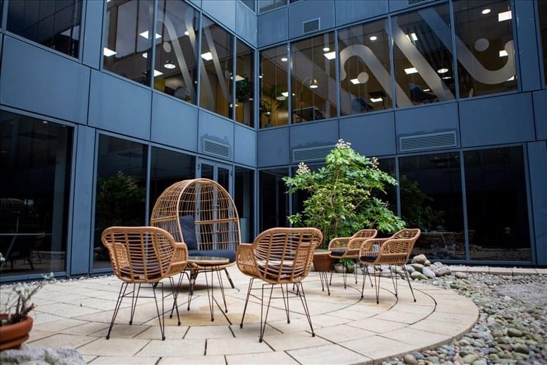 Image of Offices available in Watford: Oak House, Reeds Crescent, Watford, WD24 4QP