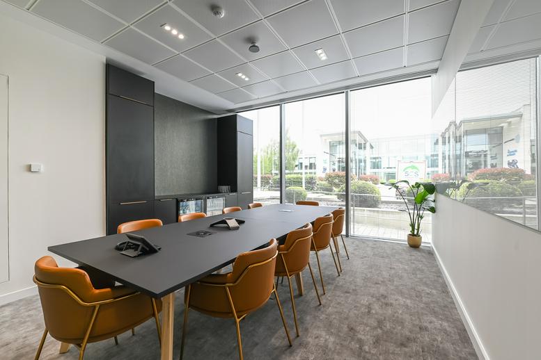 Photo of Office Space on The Heights Chessington