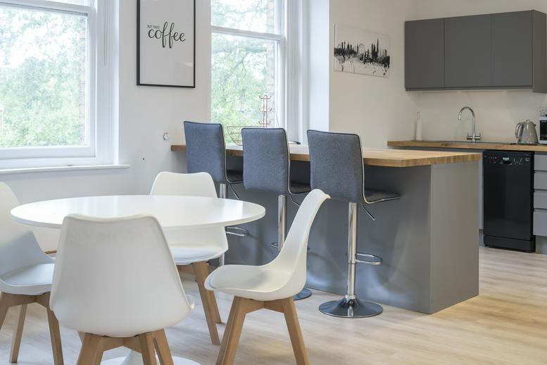Image of Offices available in Borough: 215, Borough High Street