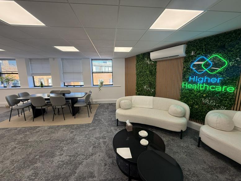 Office for Rent on 16-22 West Street Sutton
