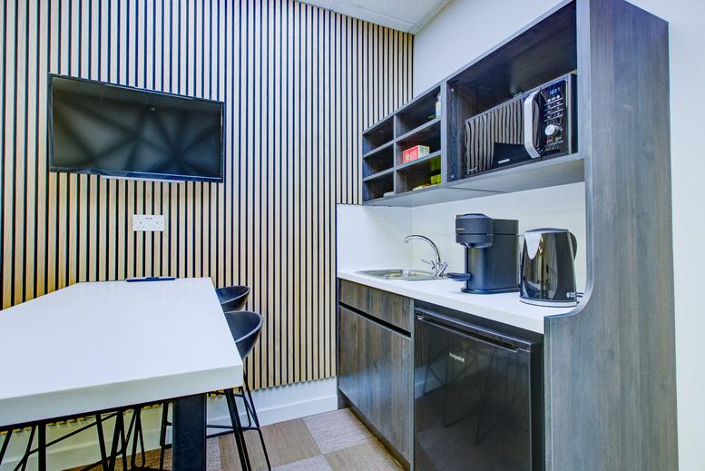 Rent Watford Office Space on Claridge Court, Lower Kings Road