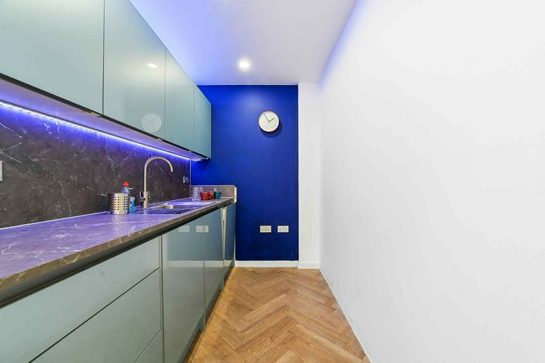 This is a photo of the office space available to rent on 152-154, Curtain Road