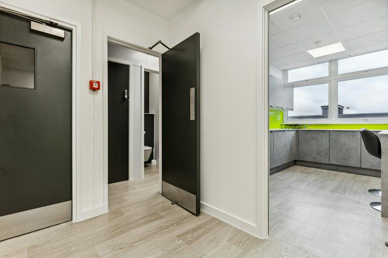 Stirling Way Office for Rent Barnet