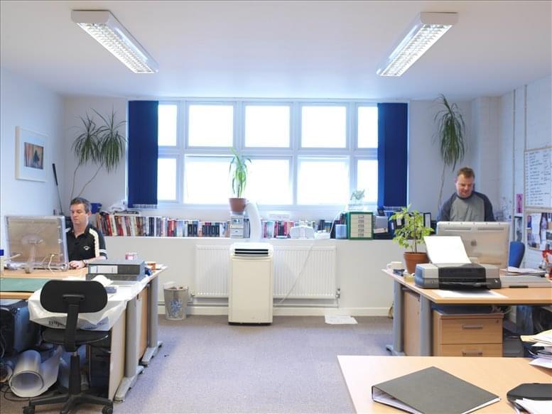 Earlsfield Office Space for Rent on Earlsfield Business Centre, 9 Lydden Road