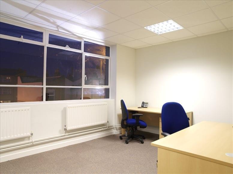 Rent Earlsfield Office Space on Earlsfield Business Centre, 9 Lydden Road