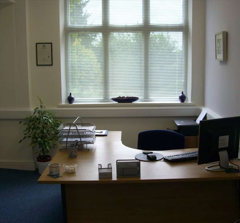 Horseshoe Hill, Waltham Abbey Office for Rent Loughton