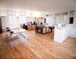 8 Battersea Park Road available for companies in Wandsworth