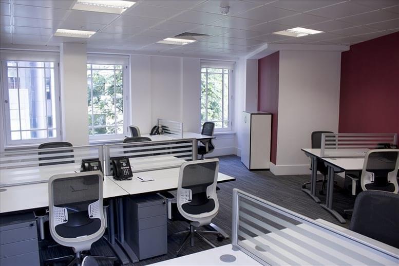 Rent St Pauls Office Space on 20 Little Britain