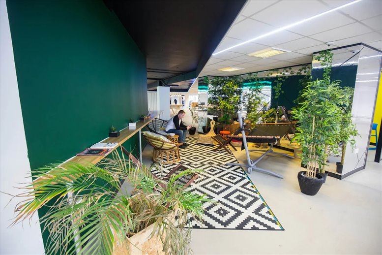 This is a photo of the office space available to rent on 75-77 High Street, Croydon
