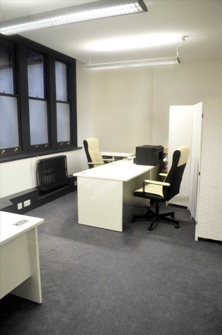 Photo of Office Space on Six Lloyd's Avenue, City of London Fenchurch Street