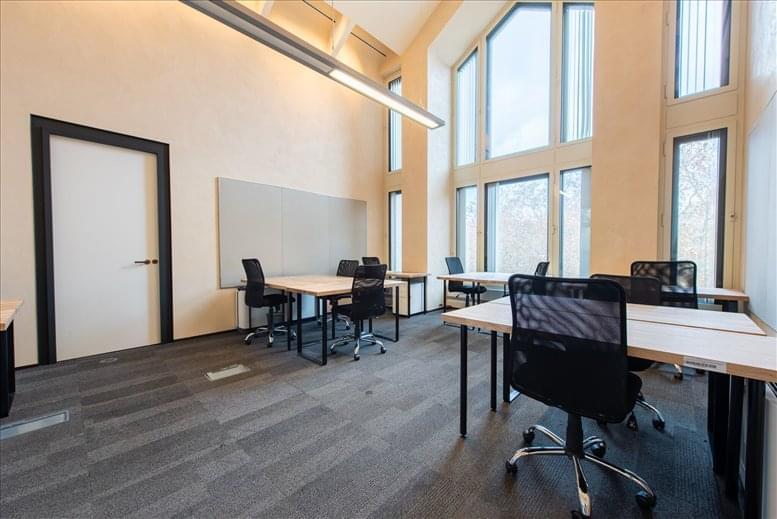 Rent Mayfair Office Space on 57 Berkeley Square