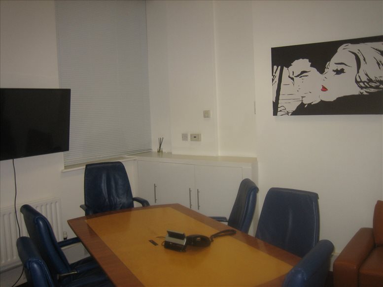 76 Watling Street, City of London available for companies in Cheapside