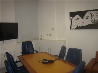 Photo of Office Space on 76 Watling Street, City of London - Cheapside