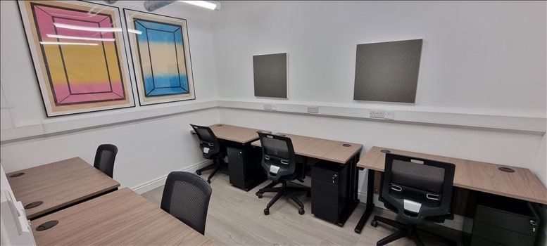 Image of Offices available in Holloway: 9-15 Elthorne Road, Unit 2c