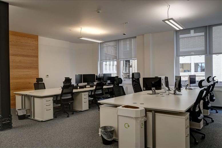 Rent Moorgate Office Space on London Wall