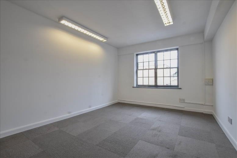 Rent Loughton Office Space on 4 Post Office Walk