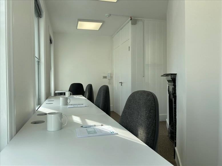 Photo of Office Space on 101 King's Cross Road Finsbury