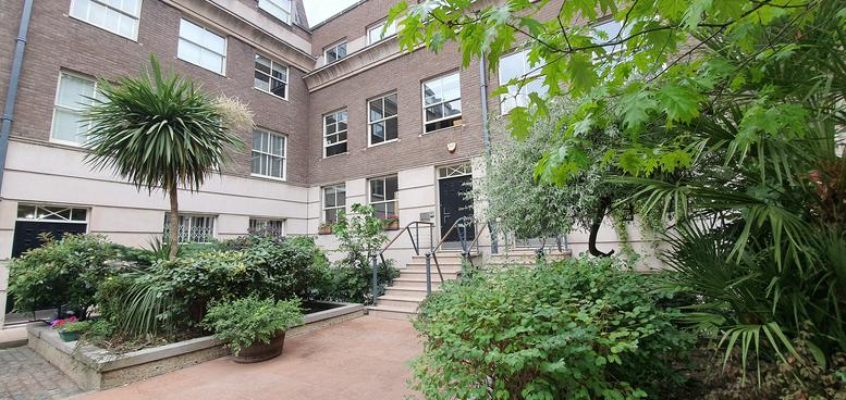 8 Coldbath Square available for companies in Finsbury