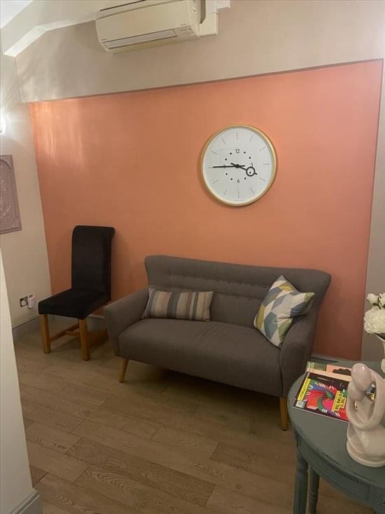 Image of Offices available in Finsbury: 8 Coldbath Square