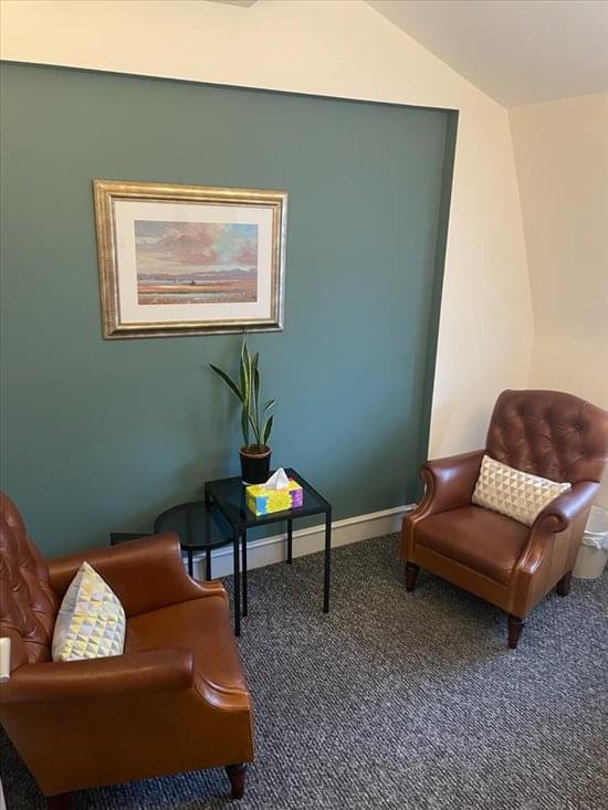 This is a photo of the office space available to rent on 8 Coldbath Square
