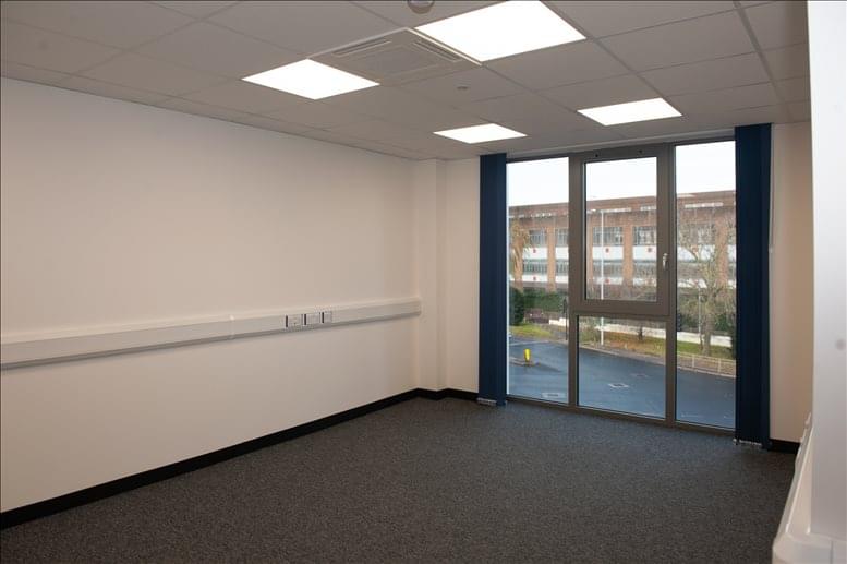 Brentford Office Space for Rent on 893 Great West Road