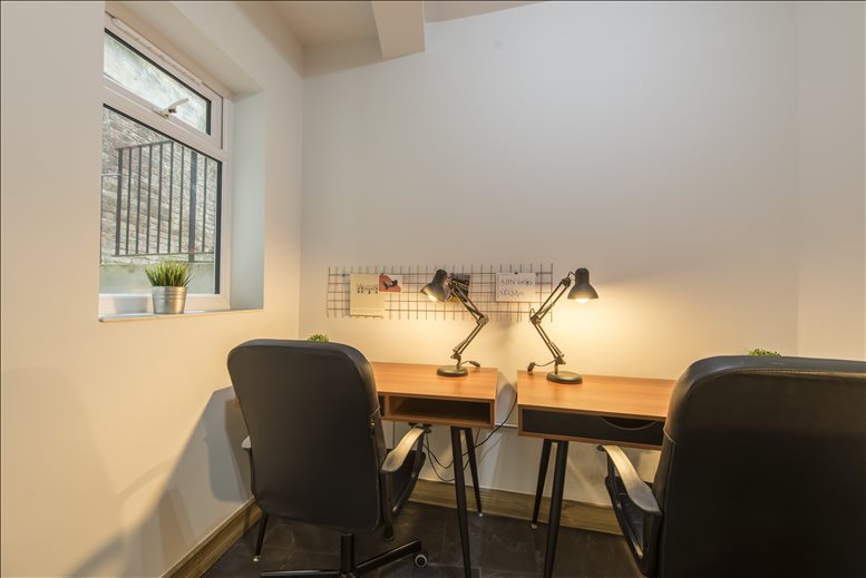 This is a photo of the office space available to rent on 121 Kings Cross Road