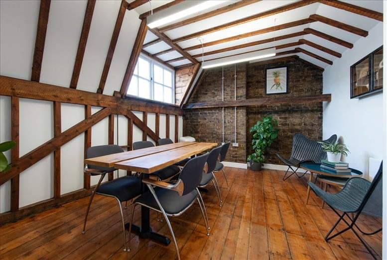 Photo of Office Space on 385-389 Oxford Street Regent Street