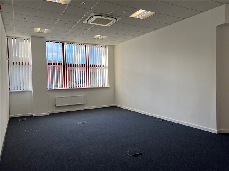 Rent Purley Office Space on Sussex Manor Business Park, Gatwick Road, Platinum House